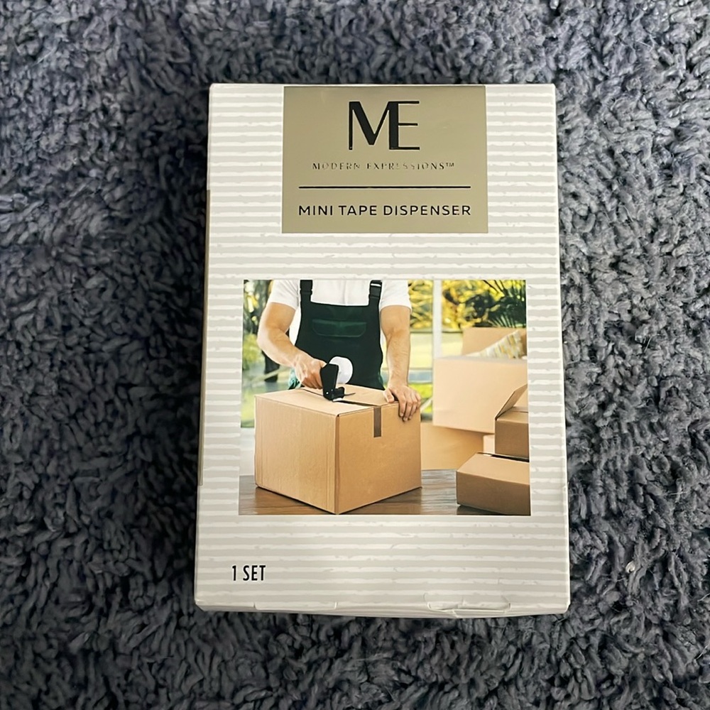 NWT modern day expressions mini tape dispenser